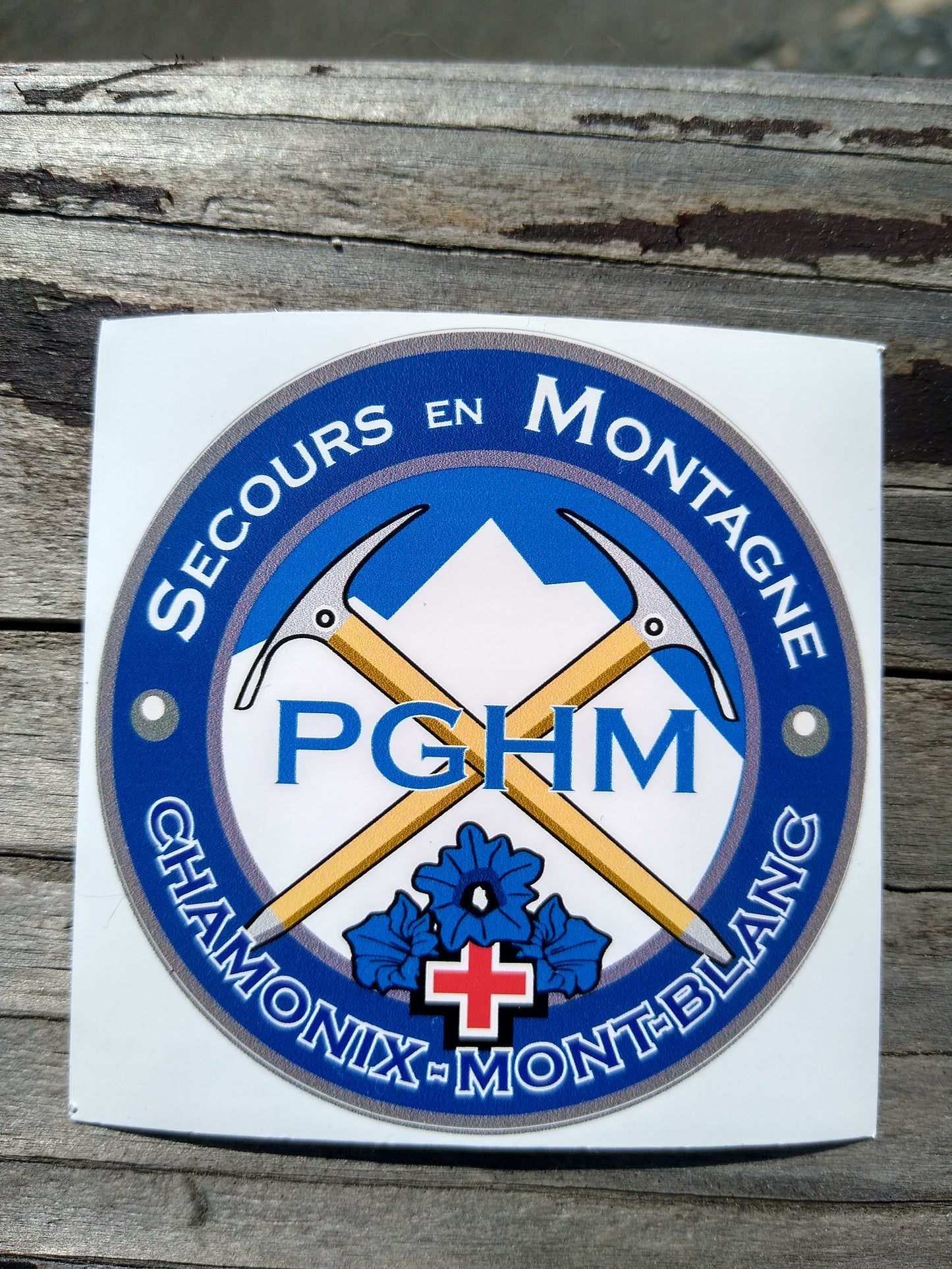 Sticker secours en montagne